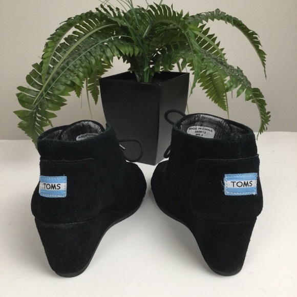 Toms Shoes - W6.5 Women’s TOMS Black Suede Lace Up Wedge Booties